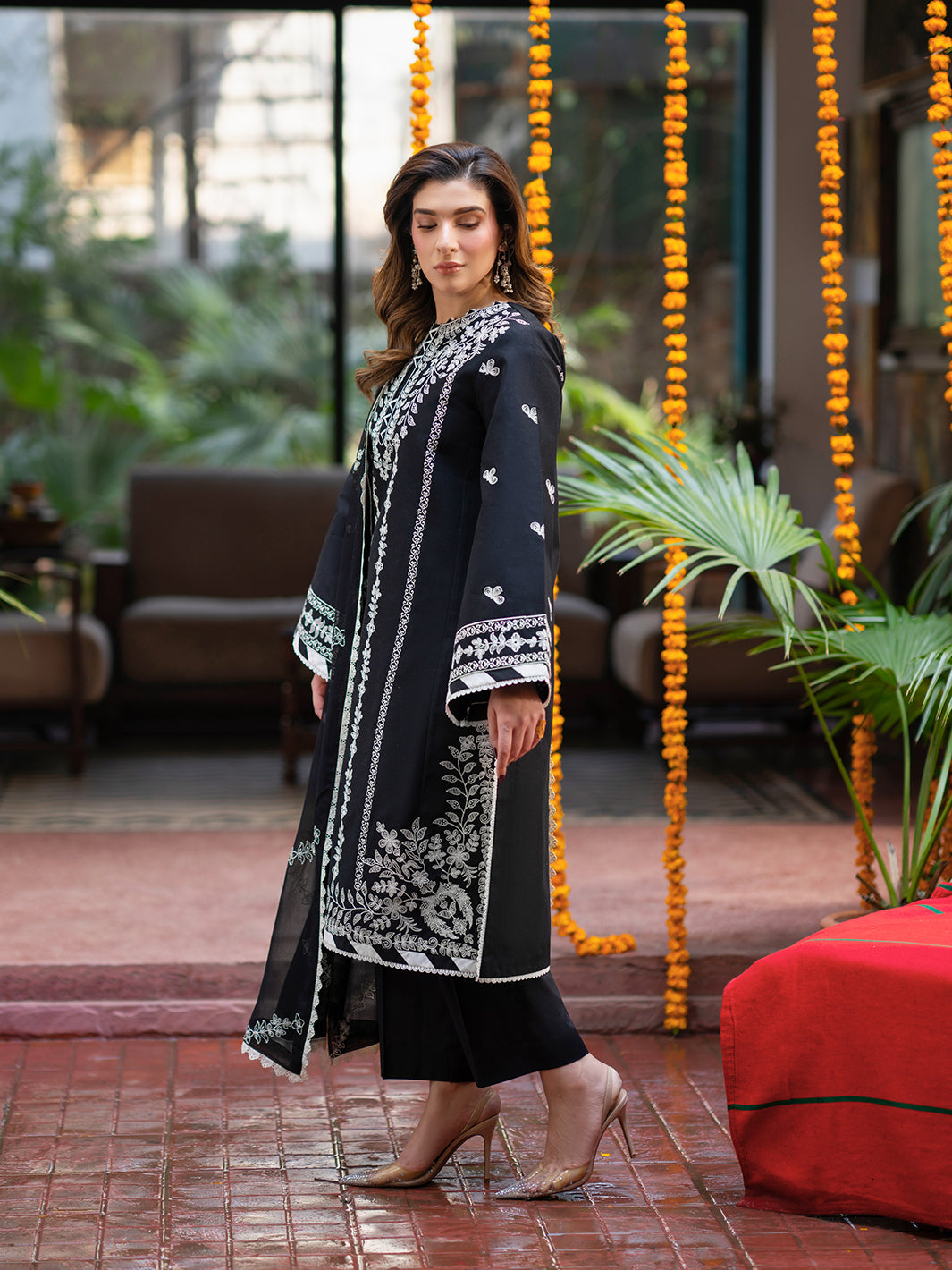 Mahnur | Satrangi Lawn 26 | ST-01