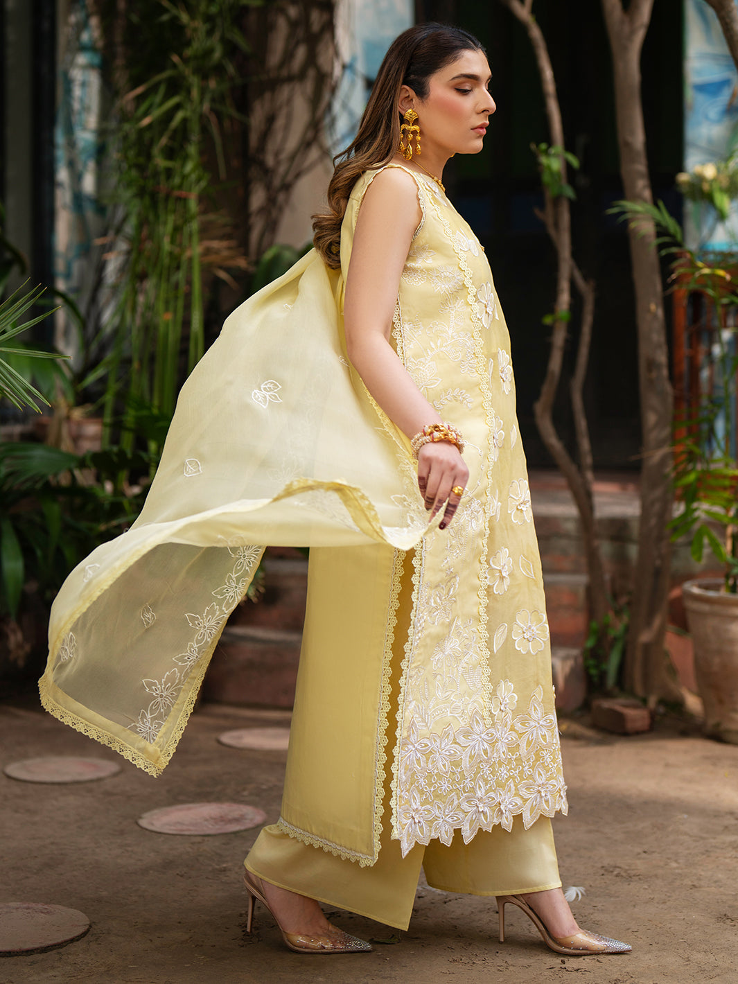 Mahnur | Satrangi Lawn 26 | ST-11