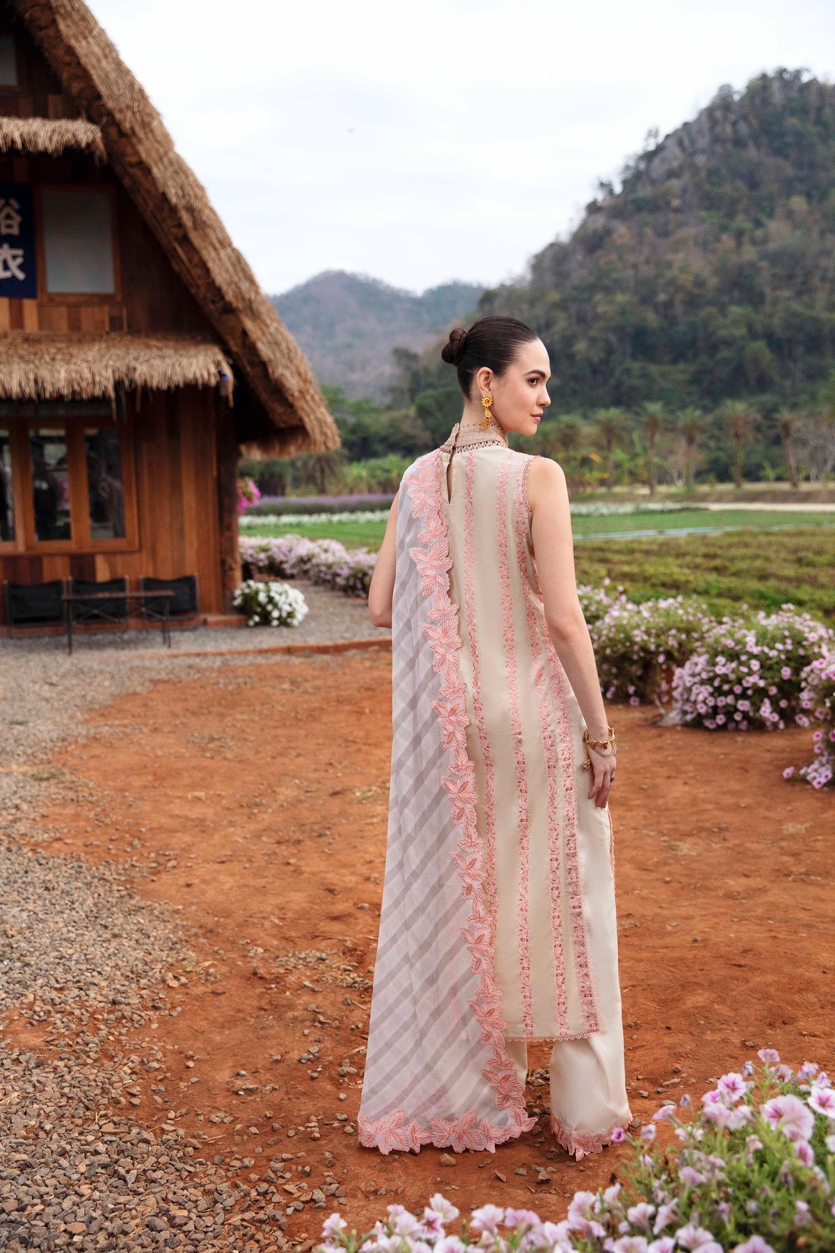 Sable Vogue | Luxury Lawn 24 | Clara