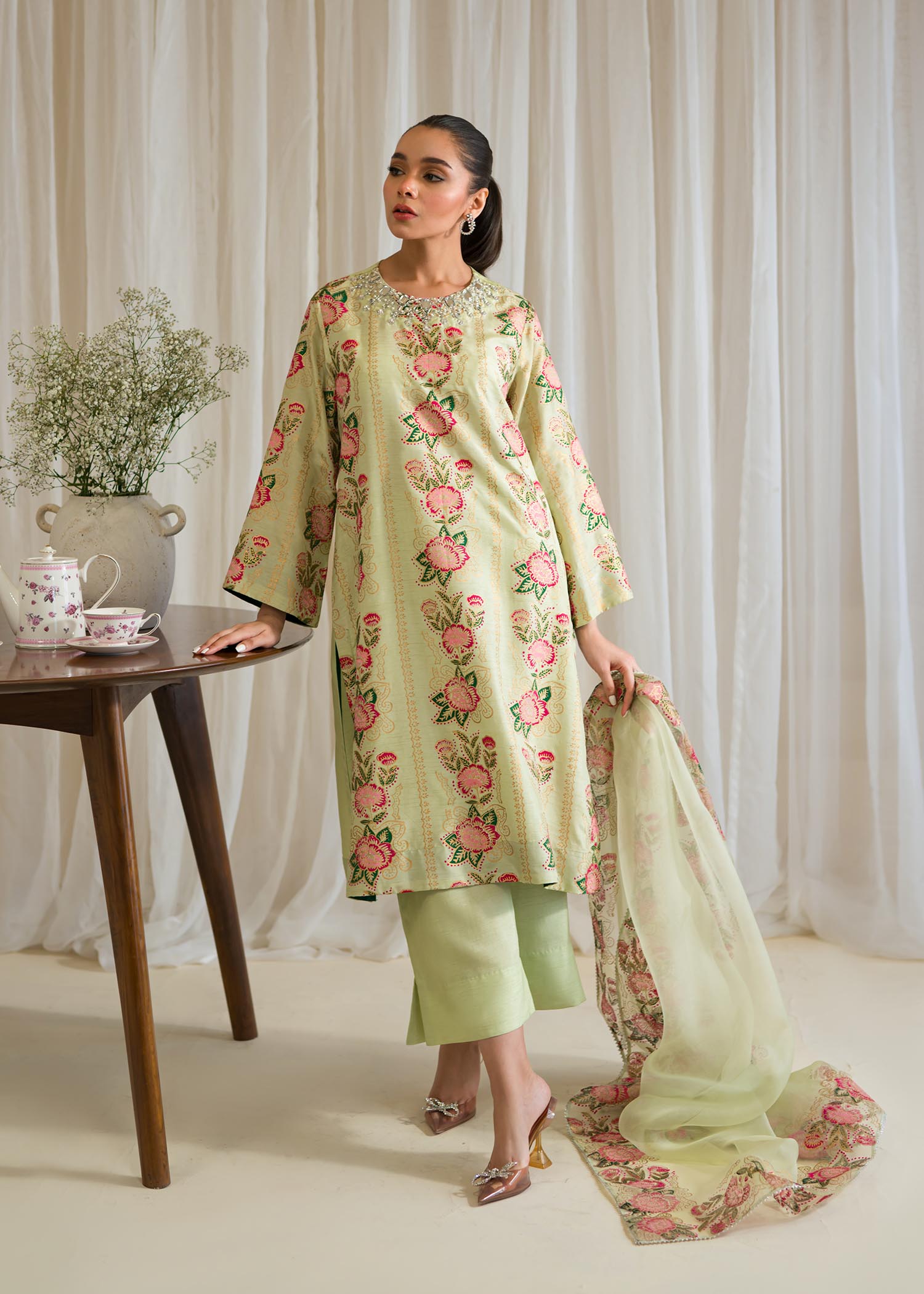 Sadaf Fawad Khan | Eid Pret 24 | Narmeen