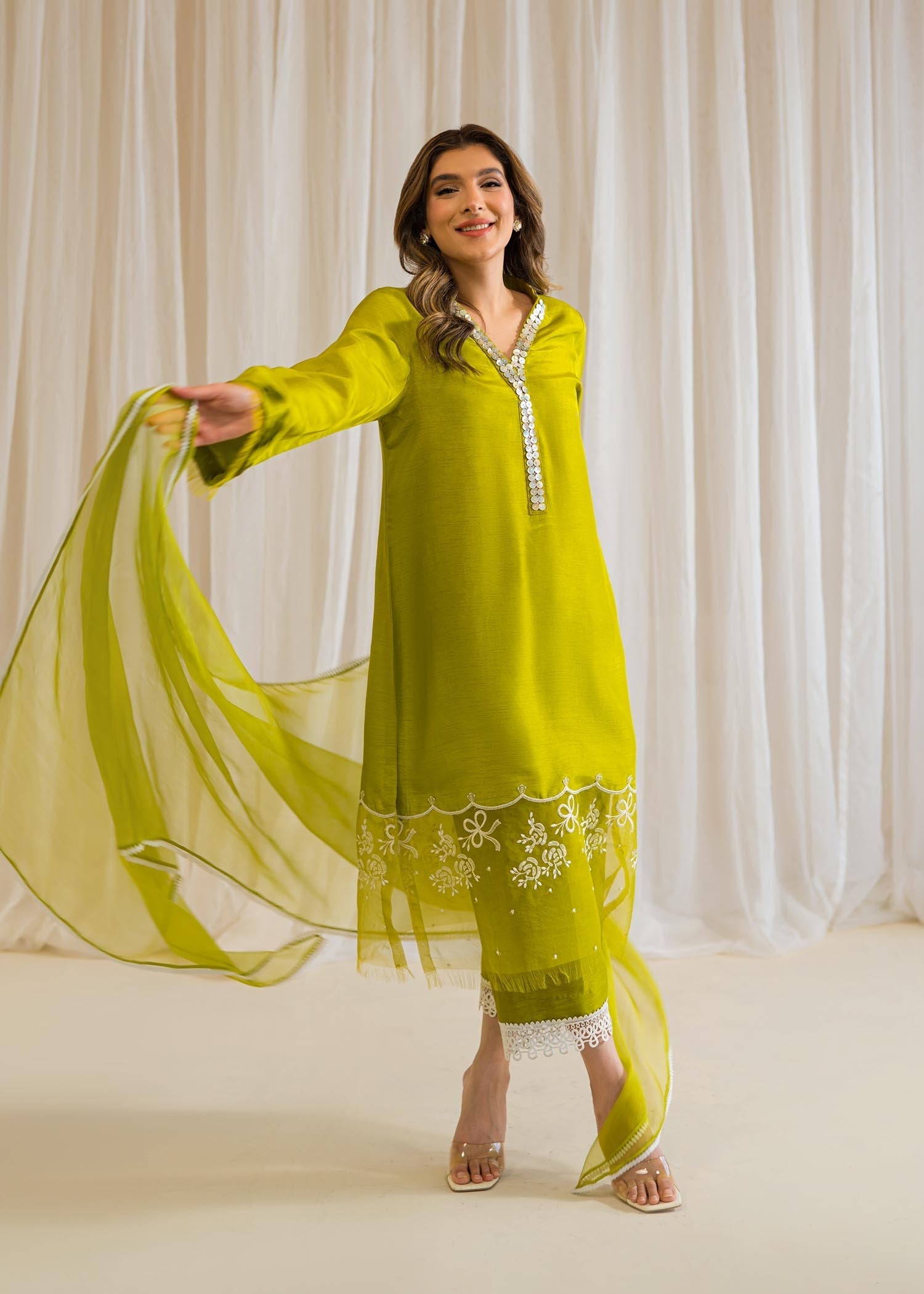 Sadaf Fawad Khan | Eid Pret 24 | Alani