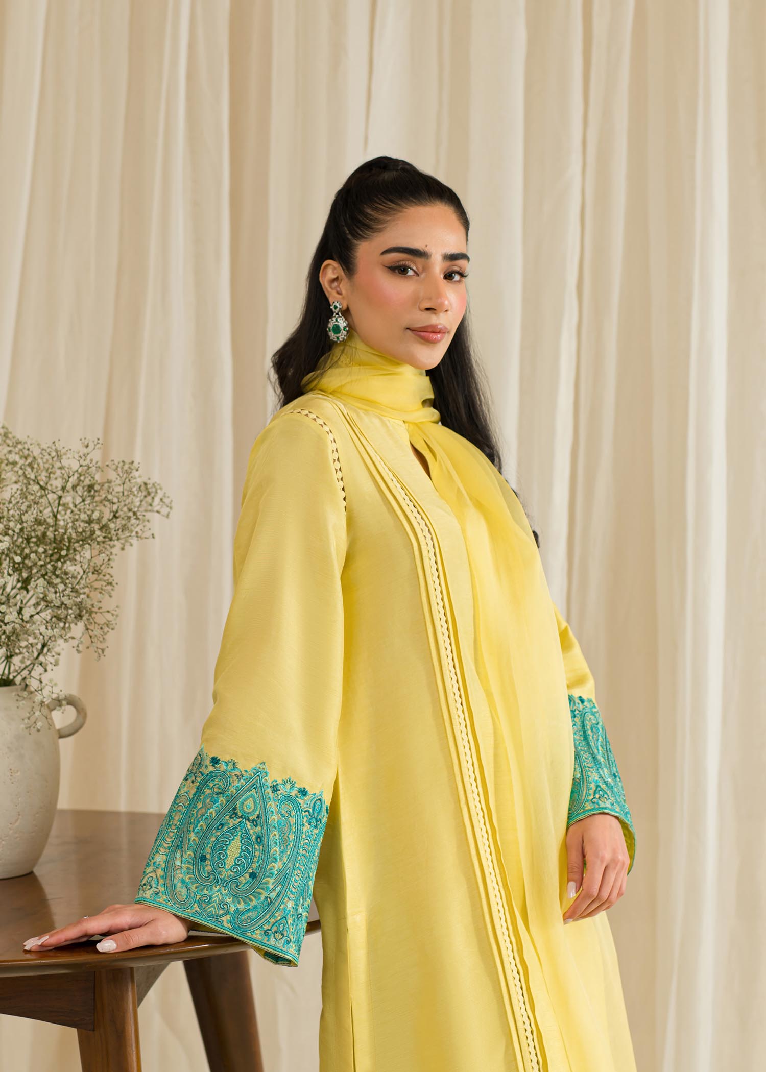 Sadaf Fawad Khan | Eid Pret 24 | Naz