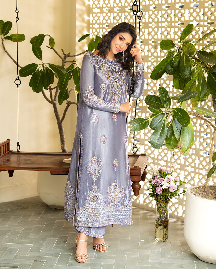 Mushq | Sunehri Lama Silk | Samiya