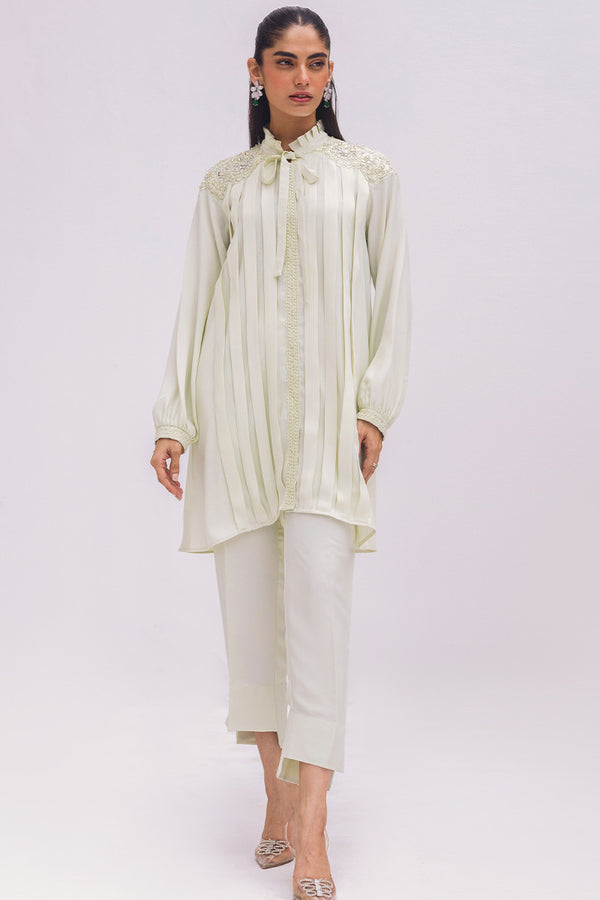 Sana Abbas | La Fiesta | Apple Mint