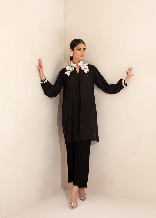 Sana Abbas | La Fiesta | Ellie