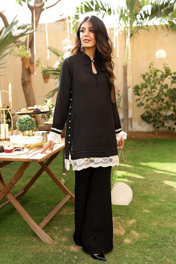 Sana Abbas | La Fiesta | Holly