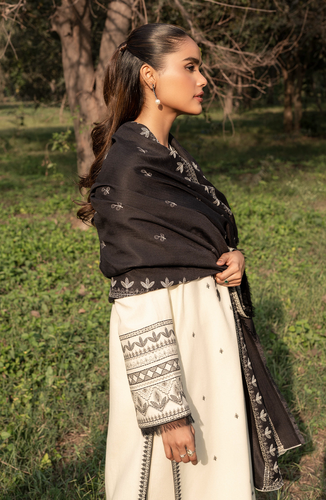 Seran | Whisper Garden Winter 24 | Pearl
