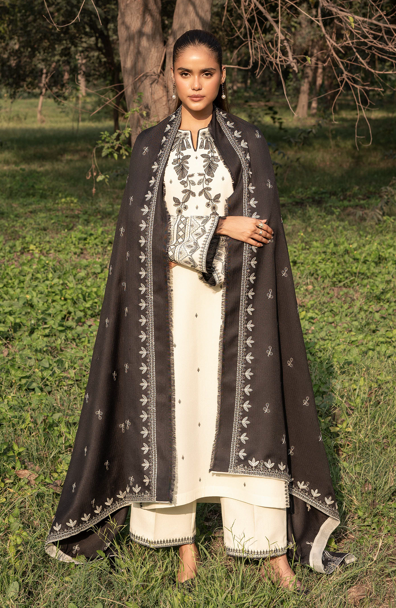 Seran | Whisper Garden Winter 24 | Pearl