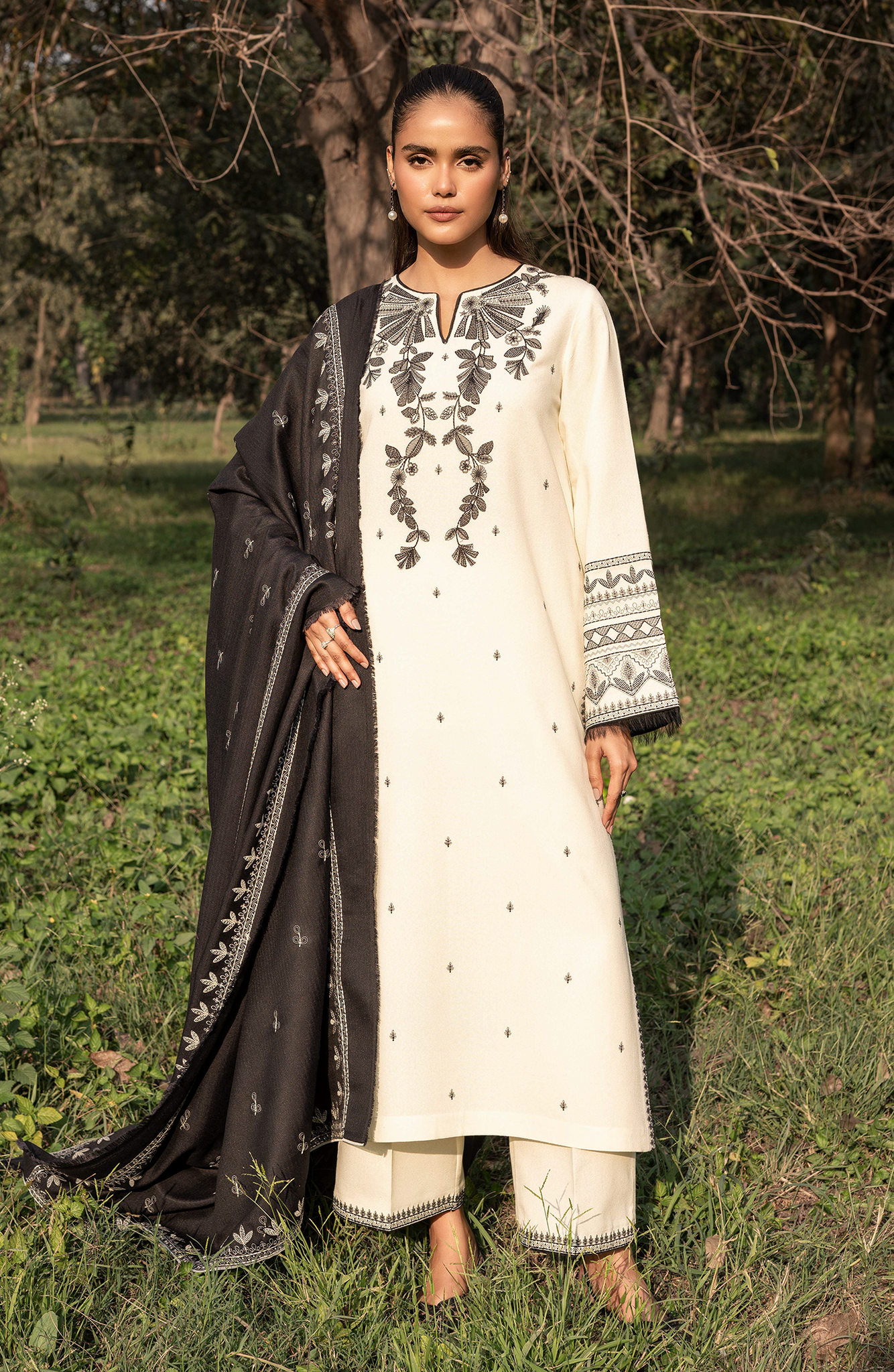 Seran | Whisper Garden Winter 24 | Pearl