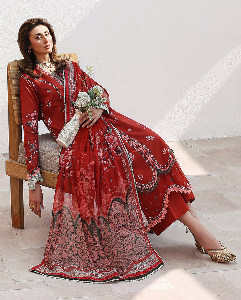 Roheenaz | Floral Reverie Luxury Lawn | Serene Bloom