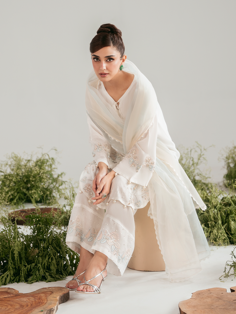 Ain | Luxe Edit | Serene