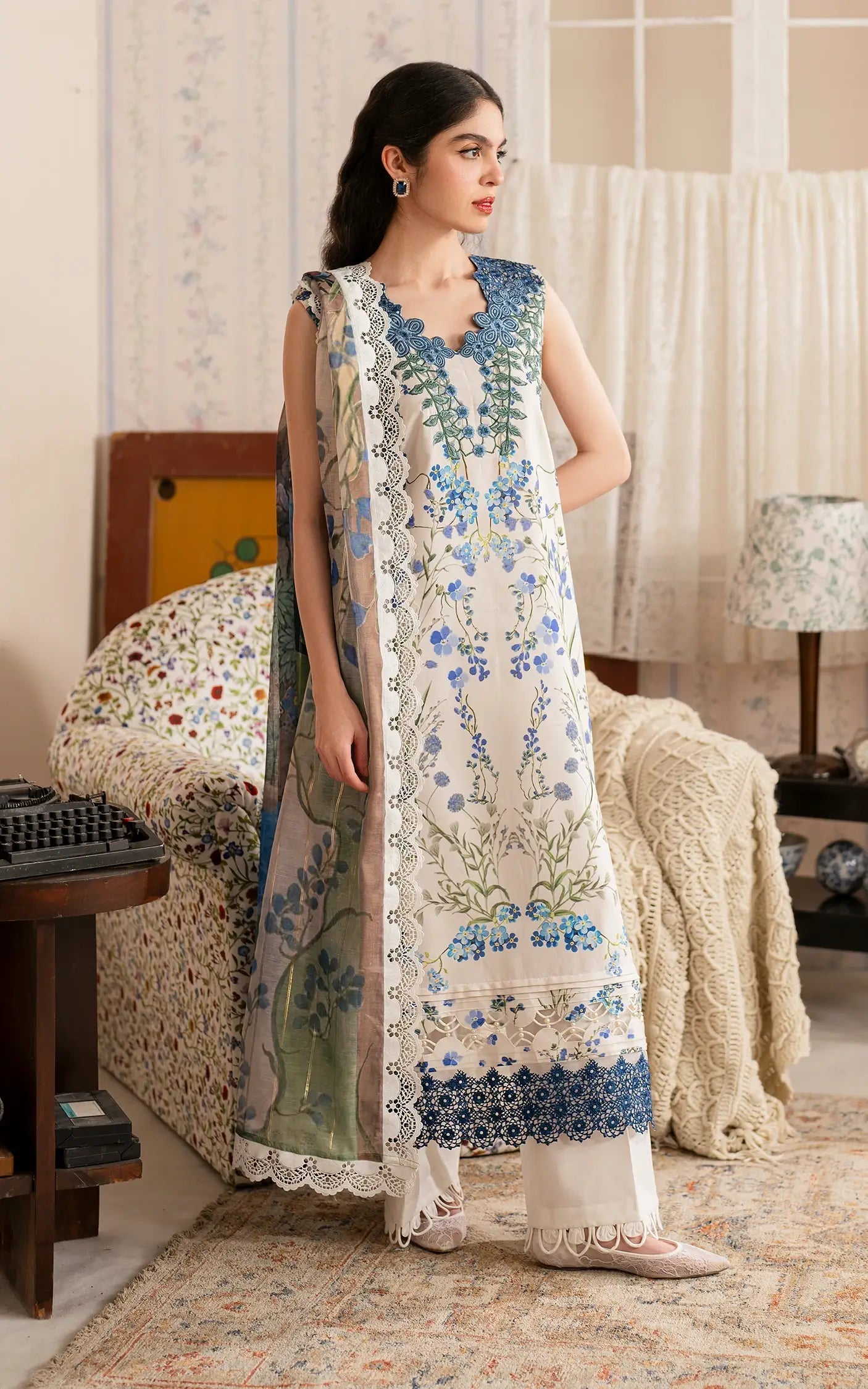 Asifa and Nabeel | Meraki Vintage 25 | Shabnam (MVL25-13)