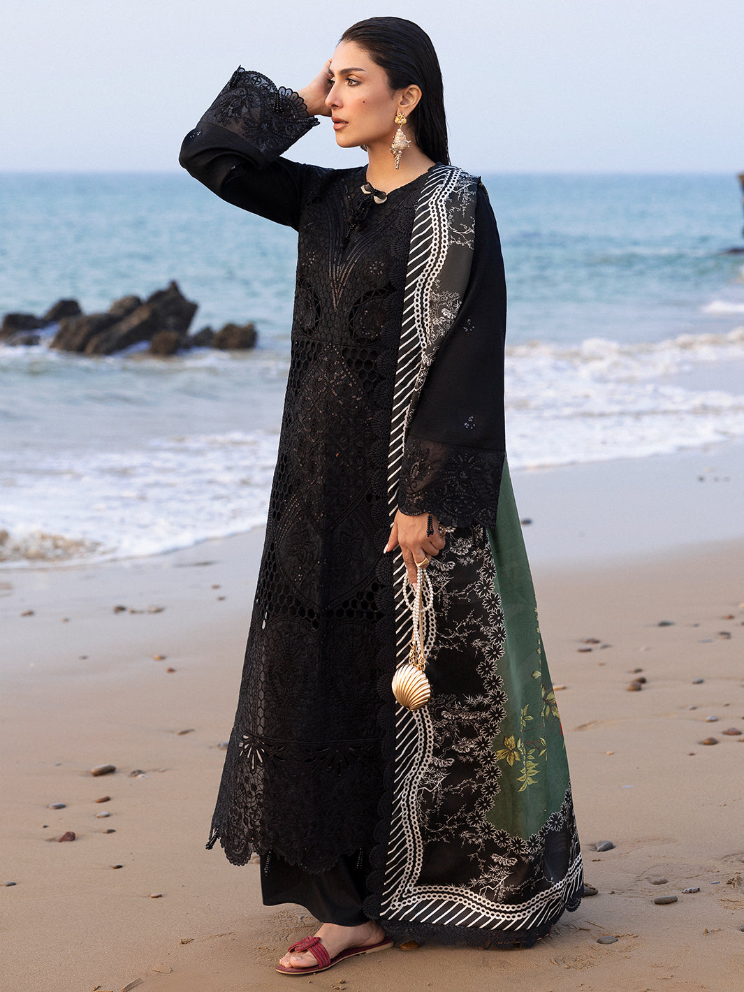Mahnur | Sirena Luxury Lawn 25 | Sierra