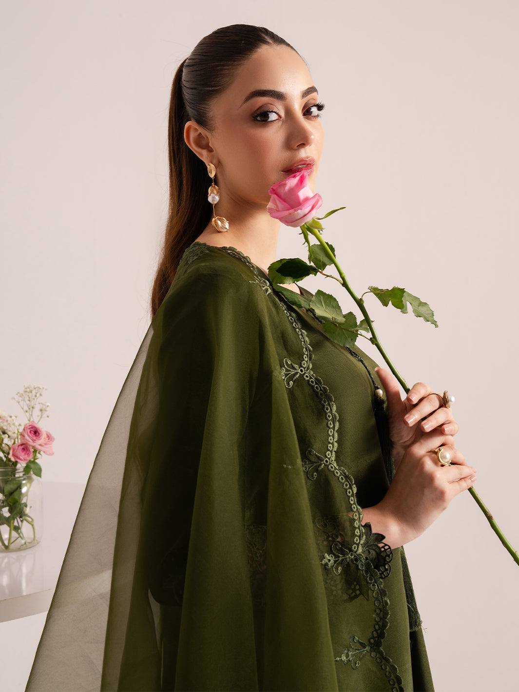 Izel | The Silk Chapter | Silken