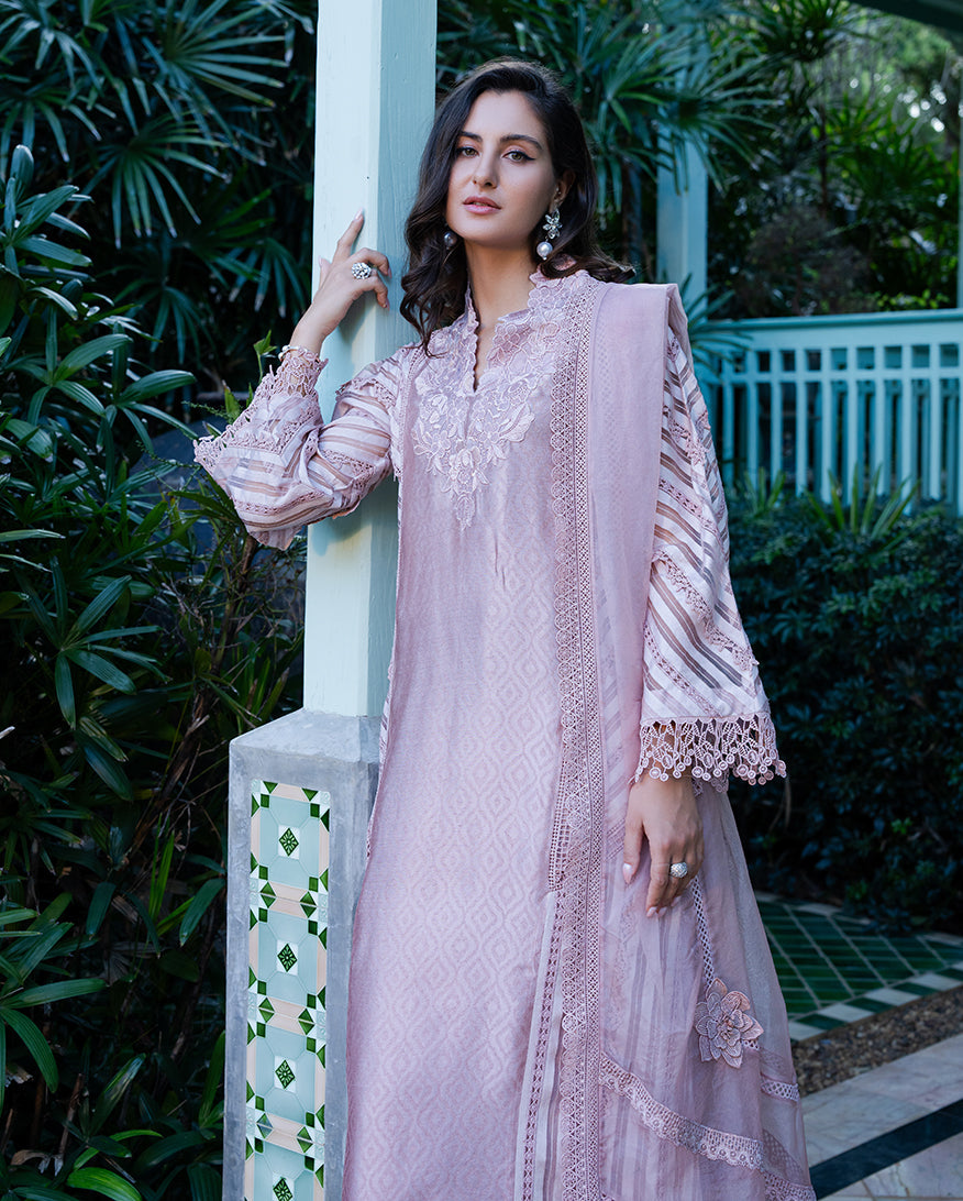 Mushq | Euphoria Pret | Silver Lining