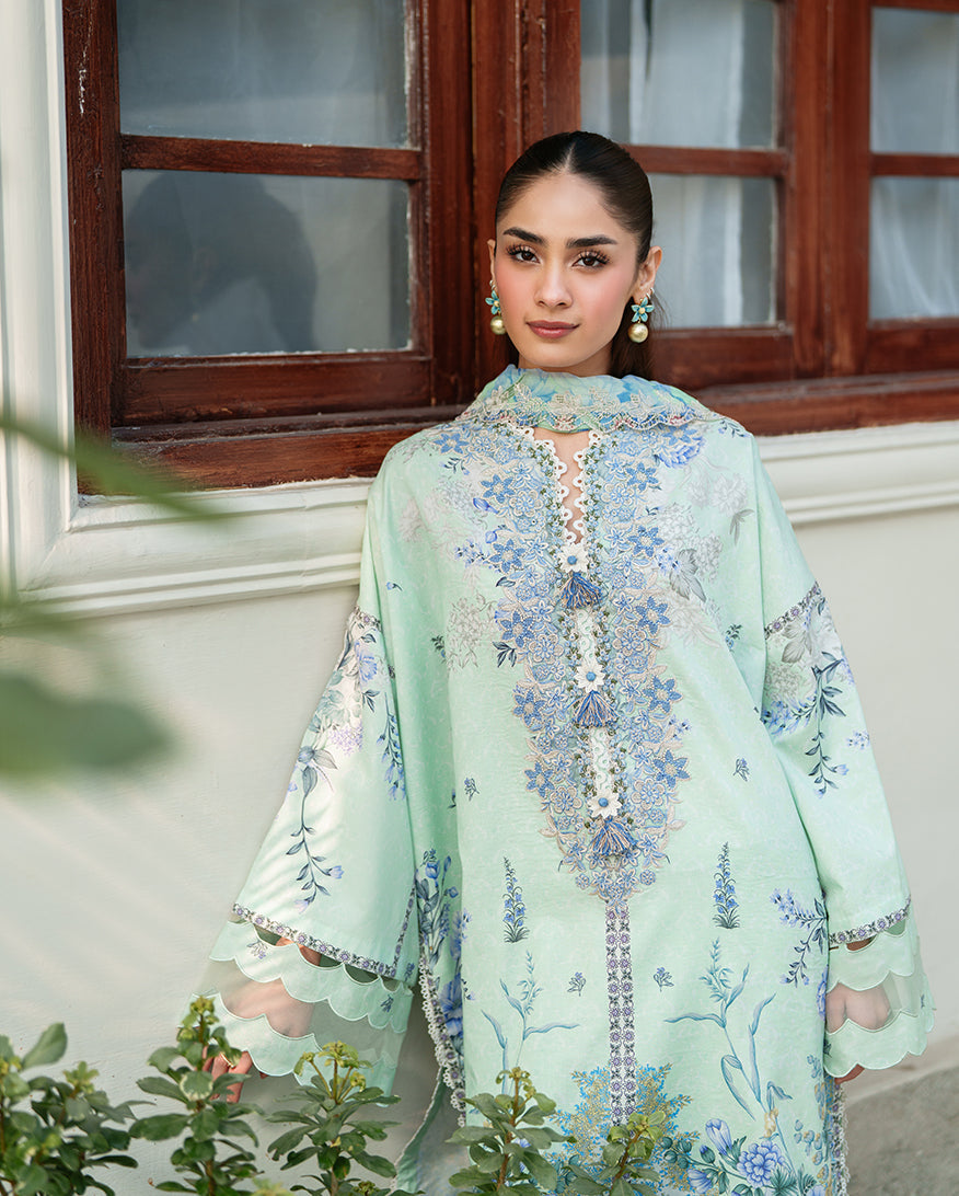 Roheenaz | Whispered Florals | Soft Meadow