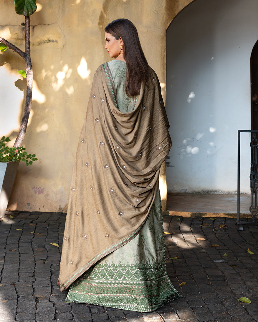 Mushq | Winter Broadway 25 | Solare