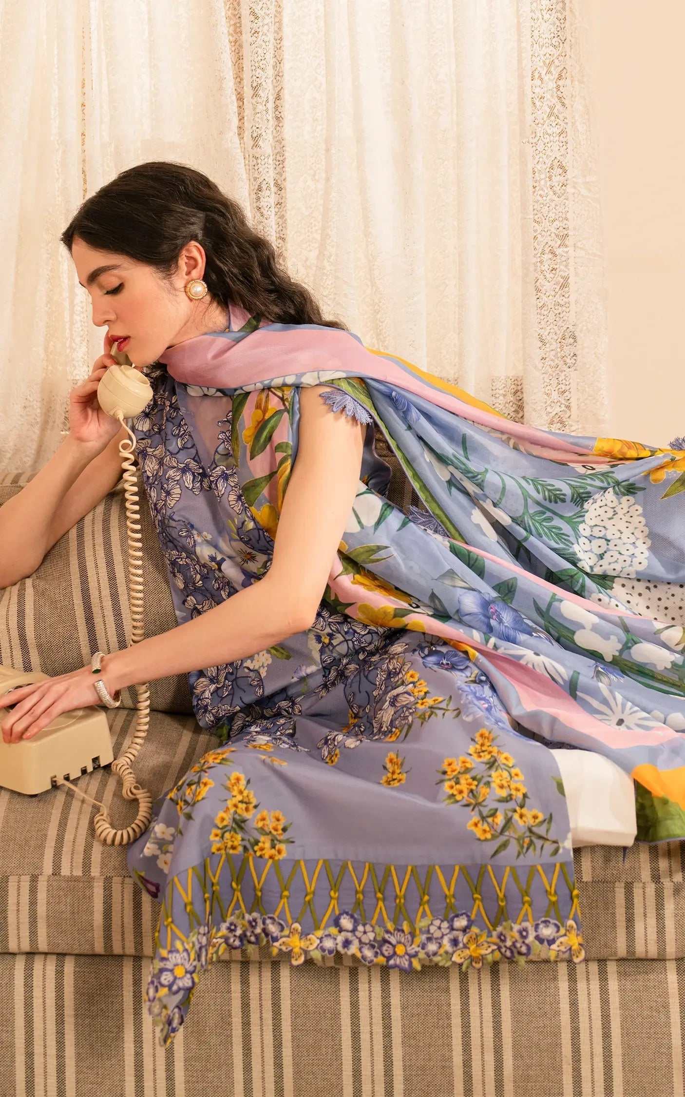 Asifa and Nabeel | Meraki Vintage 25 | Sunehri (MVL25-02)