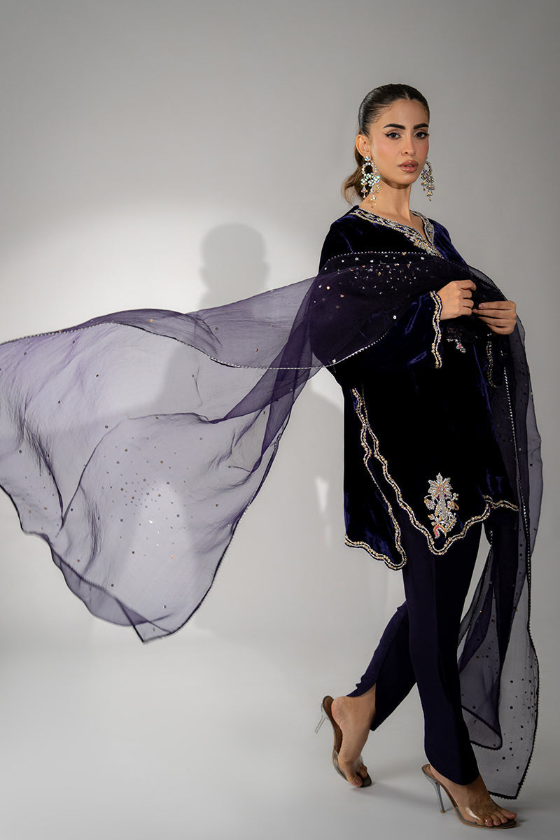 Mina Hassan | Winter 25 | Ushna