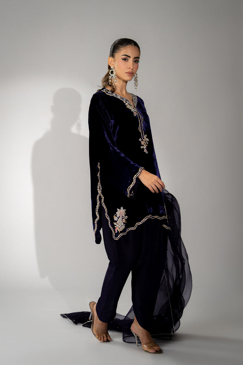 Mina Hassan | Winter 25 | Ushna