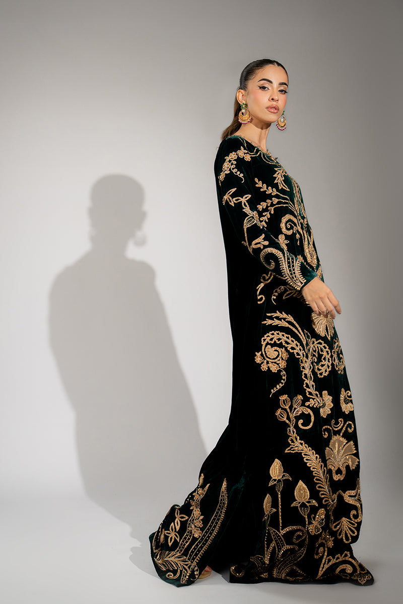 Mina Hassan | Winter 25 | Izma