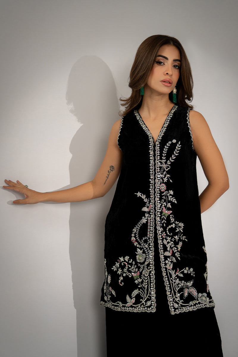 Mina Hassan | Winter 25 | Aena