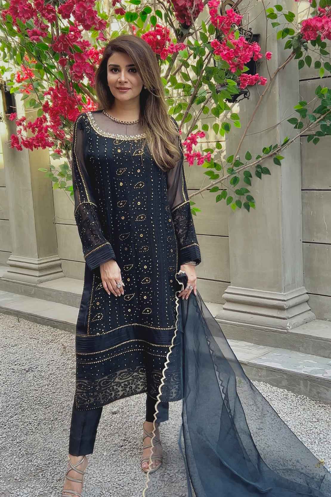 Leon | Leon Luxe Collection | RAVEN
