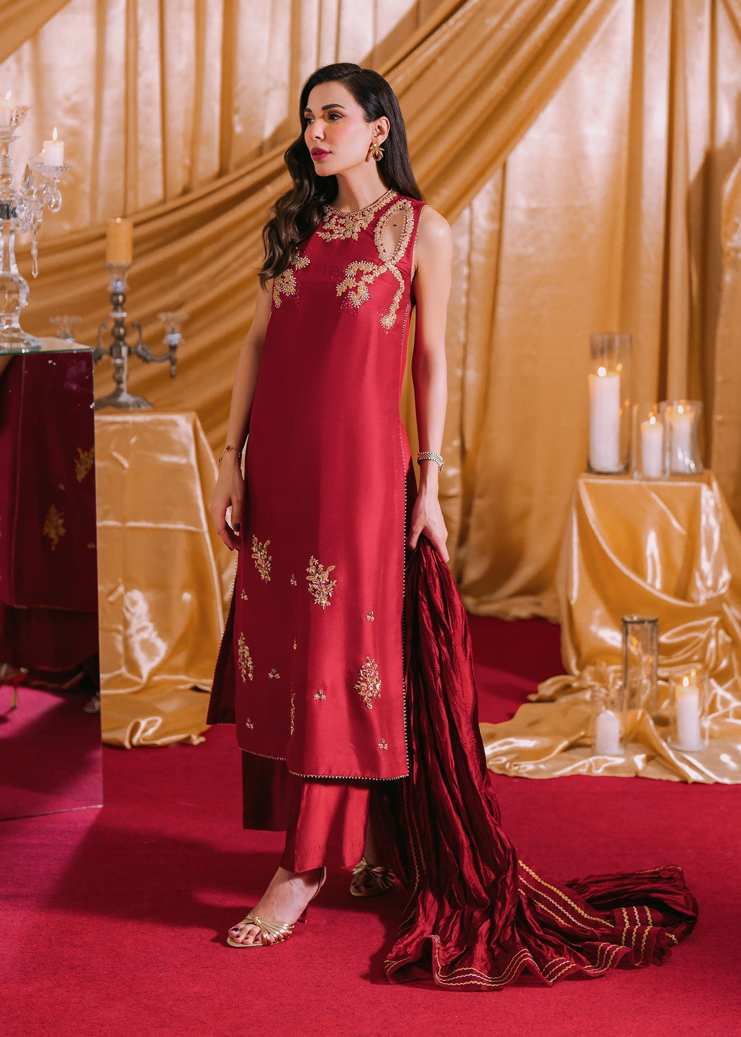 Umsha | Makhmal Winter Faves 24 | Lipstick Red