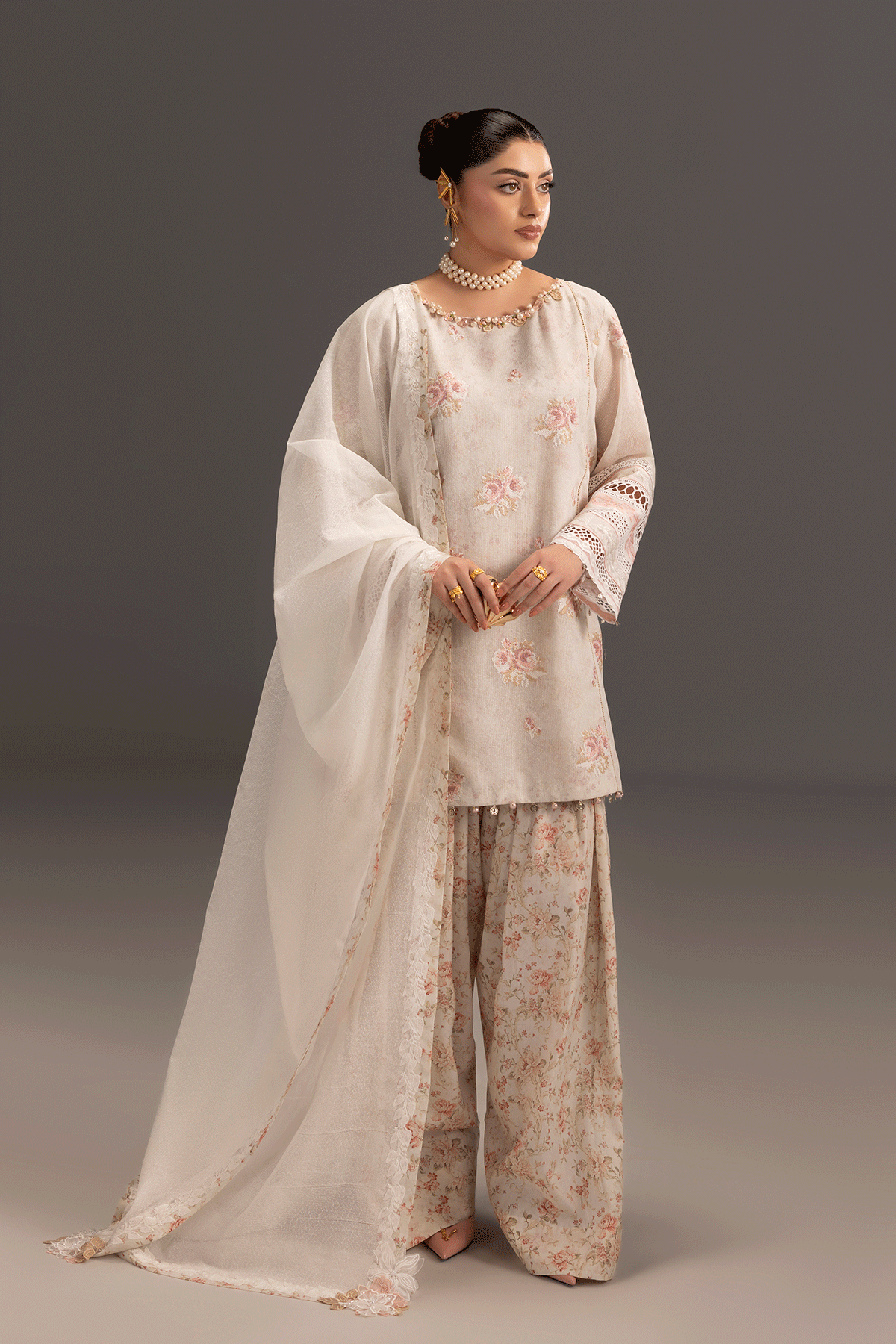 Erum Khan | Summer Whisper | Queen Radiance