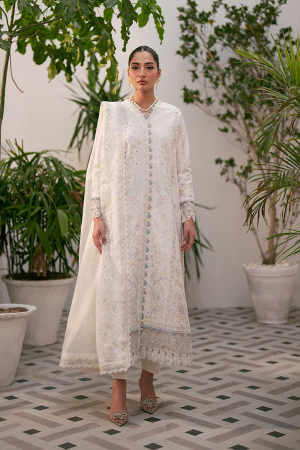 Saffron | Mystere Festive Lawn | Liara