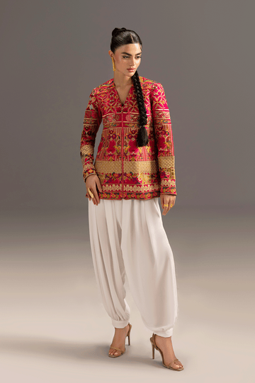 Erum Khan | Summer Whisper | Star Elegance