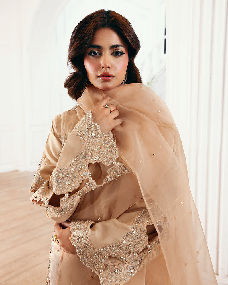 Ain | Zahra Formal Edit 25 | AN-106