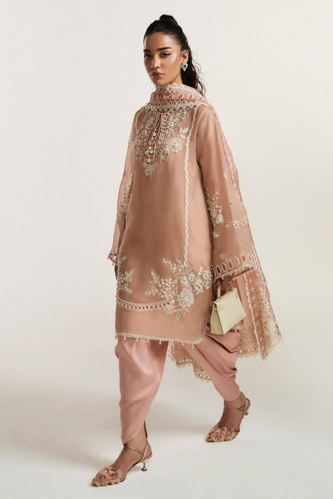 Elan | Vital Ornee | FLEUR DE ROSÃ (EV-21358)