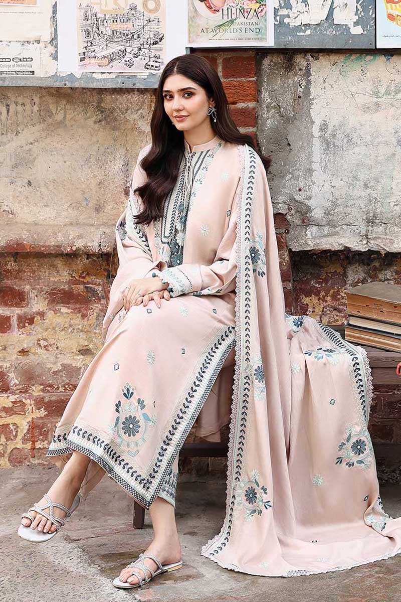 Cross Stitch | Khaddar Linen 25 | SUBTLE MAZE