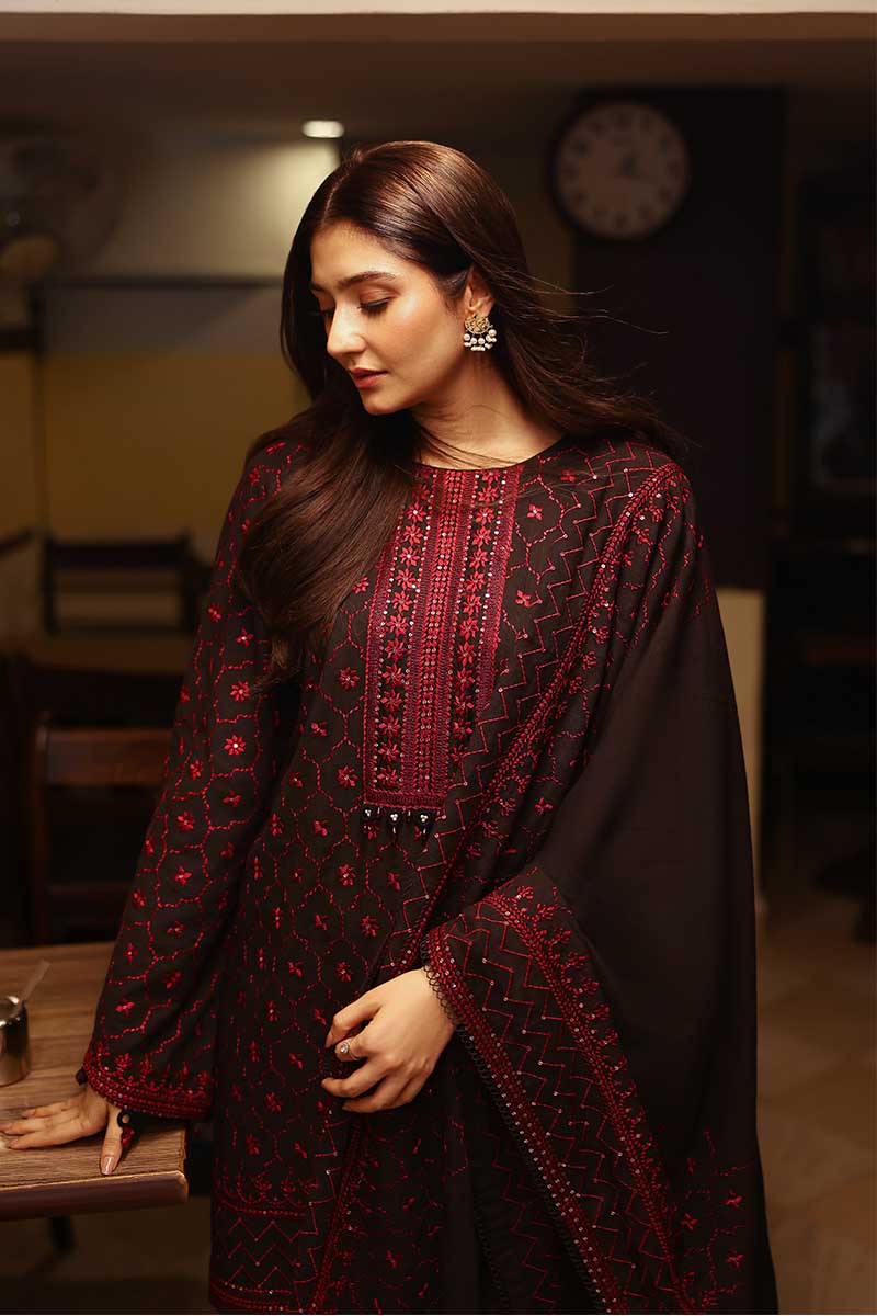 Cross Stitch | Khaddar Linen 25 | GARNET GRACE