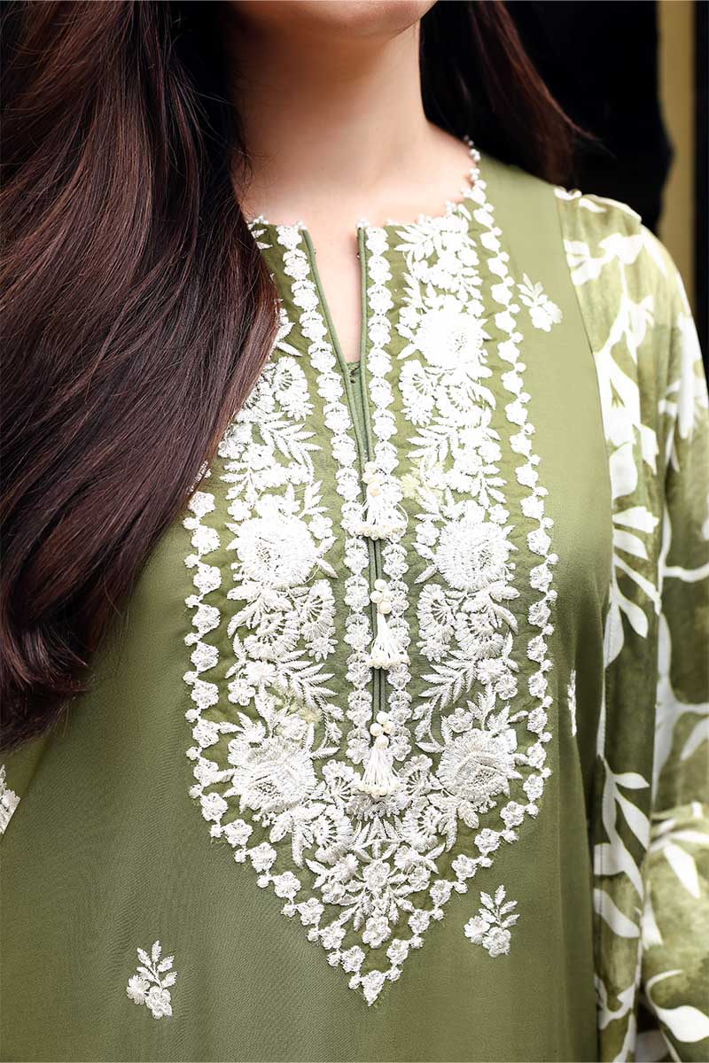 Cross Stitch | Khaddar Linen 25 | MOSS REVERIE