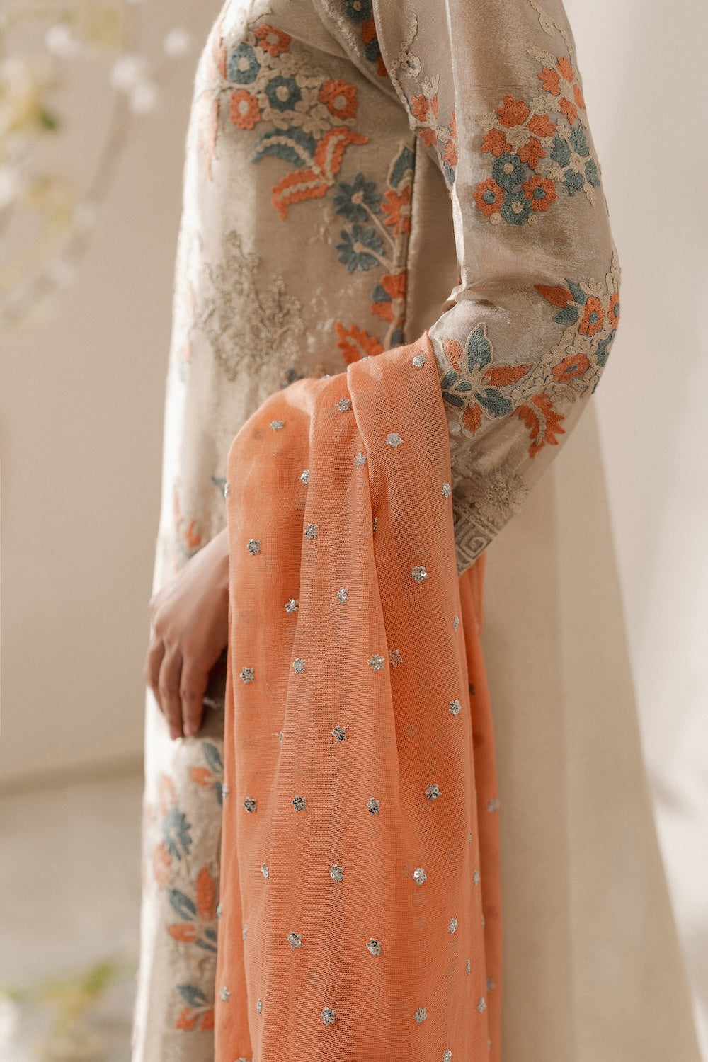 Vintage | Raqsam Winter Drop | Kainat