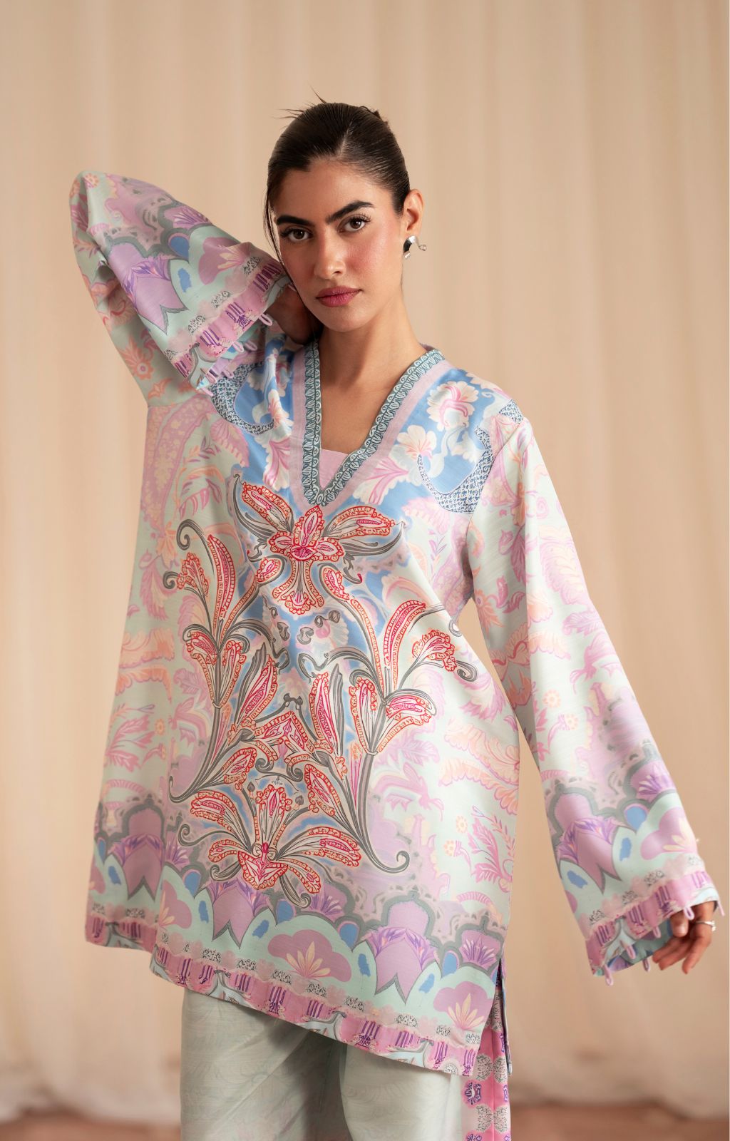 Inayat | Cords 25 | Dahlia