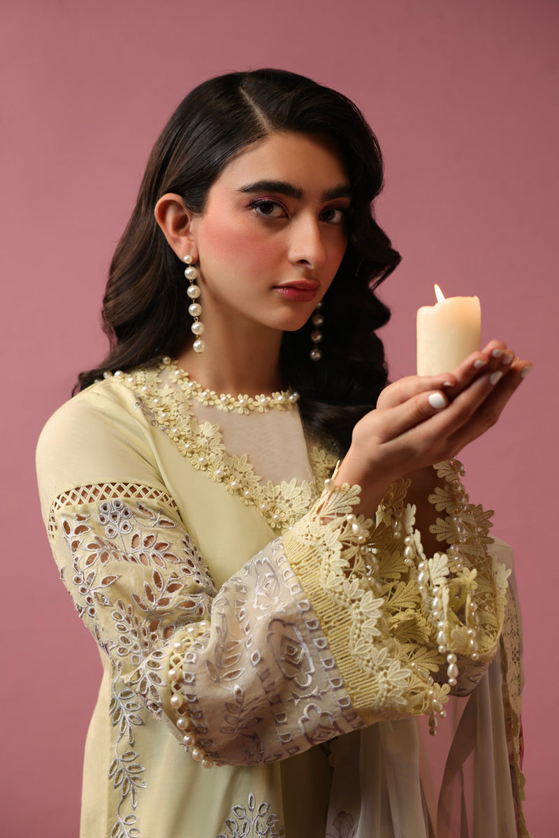 Al Karam | Schiffli Capsule | RTS | SHIRT, TROUSER & DUPATTA 4