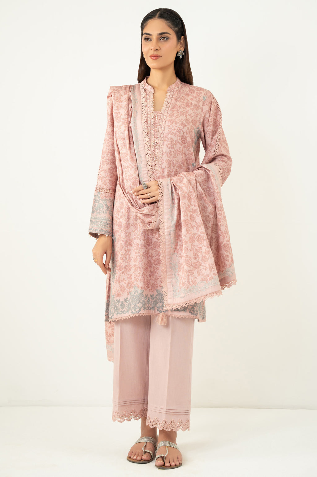 Zeen | Winter 25 | WFM34801