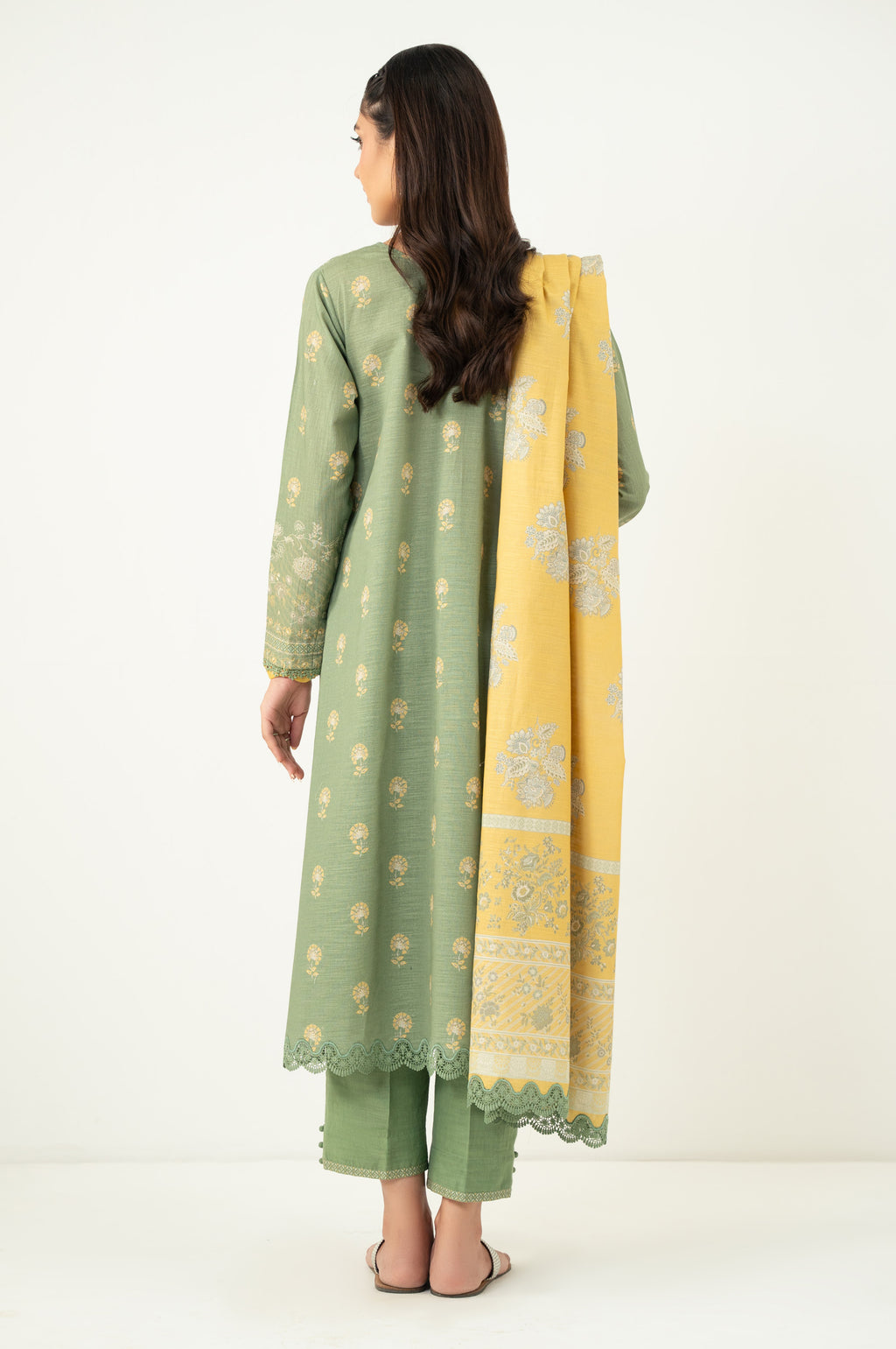 Zeen | Winter 25 | WFM34802
