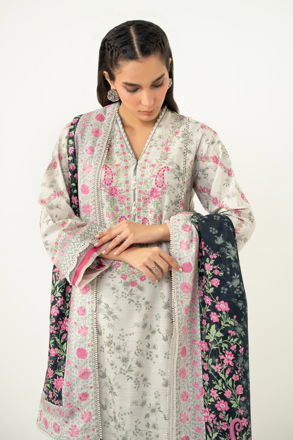 Zeen | Winter 25 | WFM34803