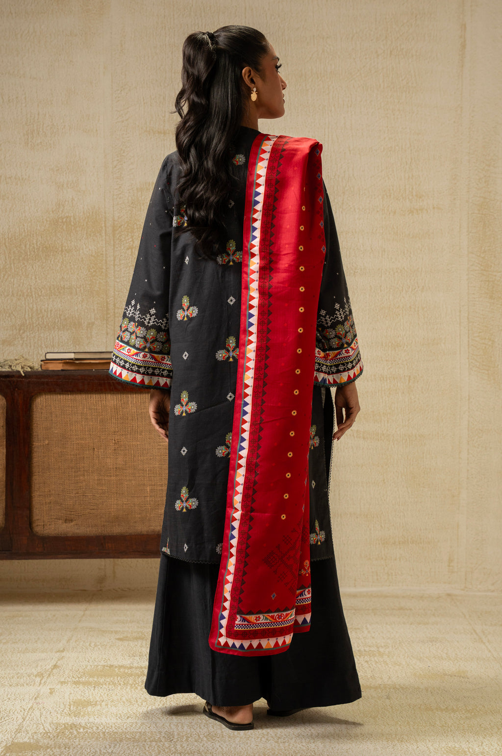 Zeen | Winter 25 | WFM35895