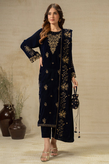 Zeen | Winter 25 | WUM35844