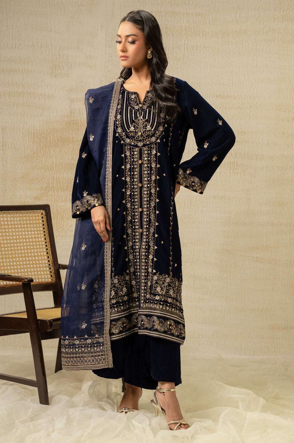 Zeen | Winter 25 | WUM35860