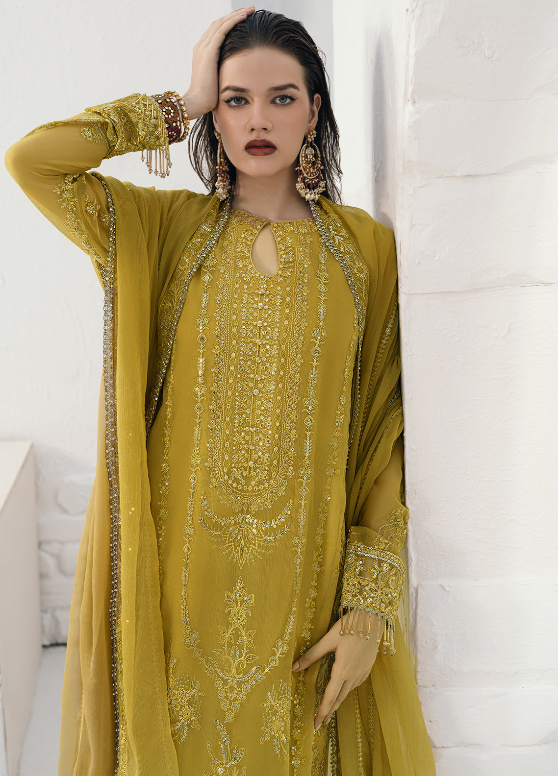 Sahane | Savoir Luxury Formals | CT-140005 Girasol - Savoir