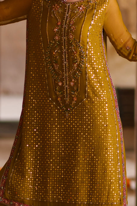 Naqshi | Zariah Crinkle Collection | Maahid