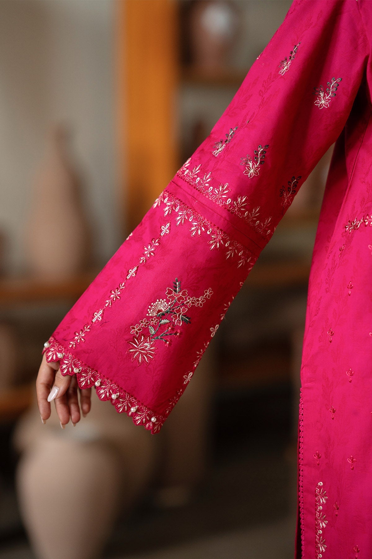 Nureh | Raha Lawn | NE-236