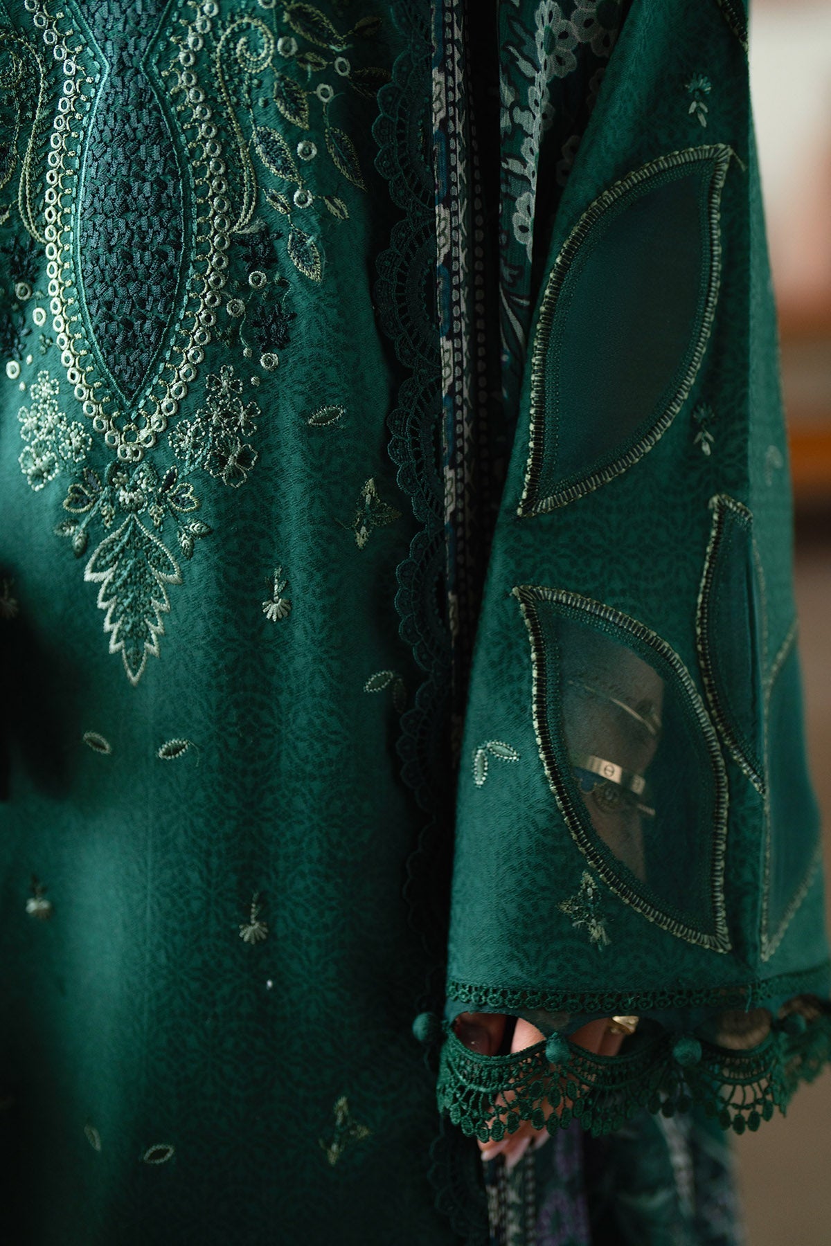 Nureh | Raha Lawn | NE-234