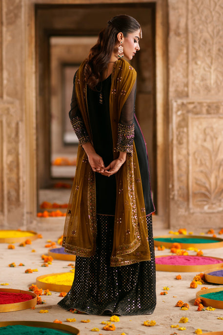 Naqshi | Zariah Crinkle Collection | Irra